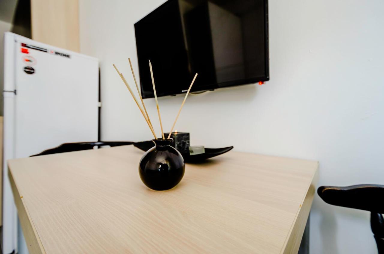Hera'S Modern Home Арад Екстериор снимка