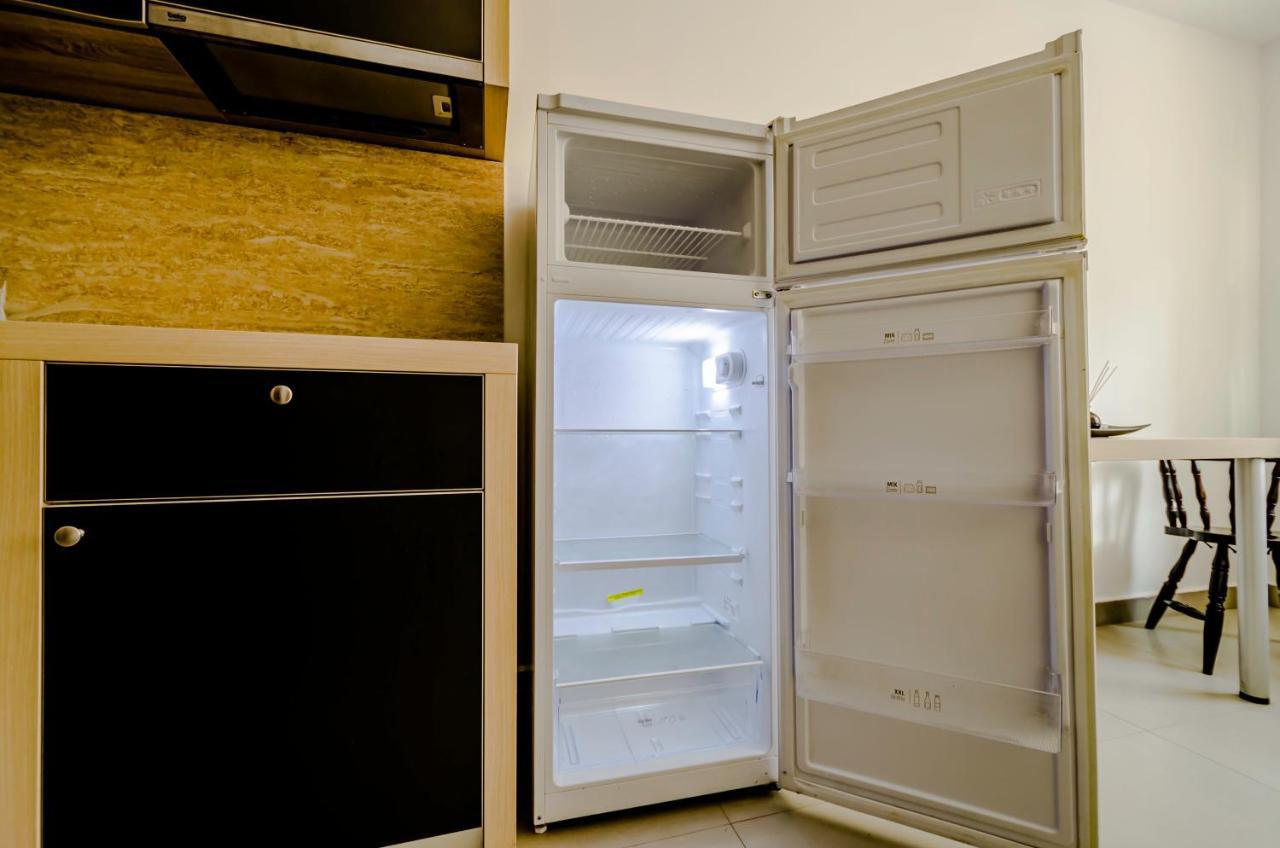 Hera'S Modern Home Арад Екстериор снимка