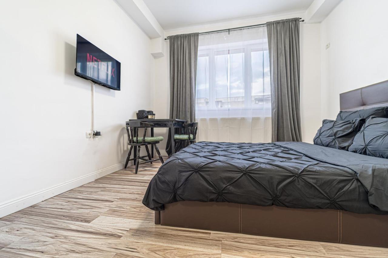 Hera'S Modern Home Арад Екстериор снимка