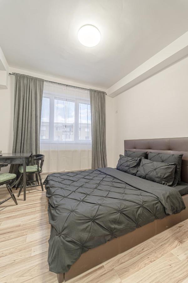 Hera'S Modern Home Арад Екстериор снимка